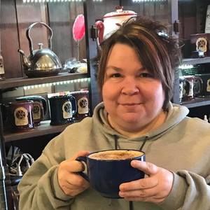 Meet your Posher, Robyn